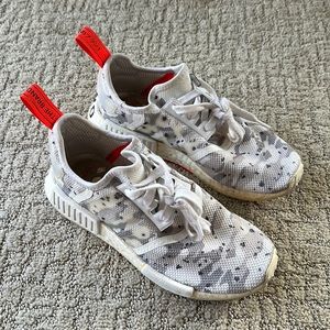 Womens Adidas Nmd R1 Sneakers, Cloud White/Solar Red, Size 7